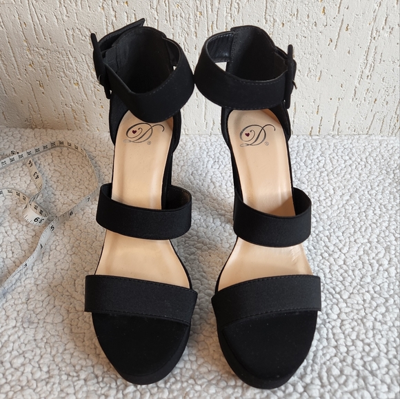 My Delicious Women shoes black strap sandals 7 - Picture 9 of 10